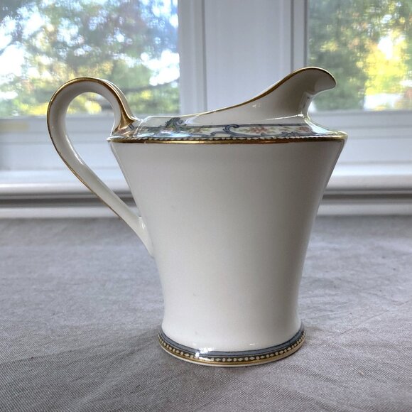 RARE "Troy" Upright Creamer, Theodore Haviland Limoges France, Gold Trim. EUC - Picture 4 of 12